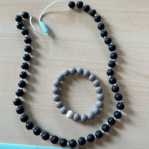 Mama & Little Teething Necklace | Like New